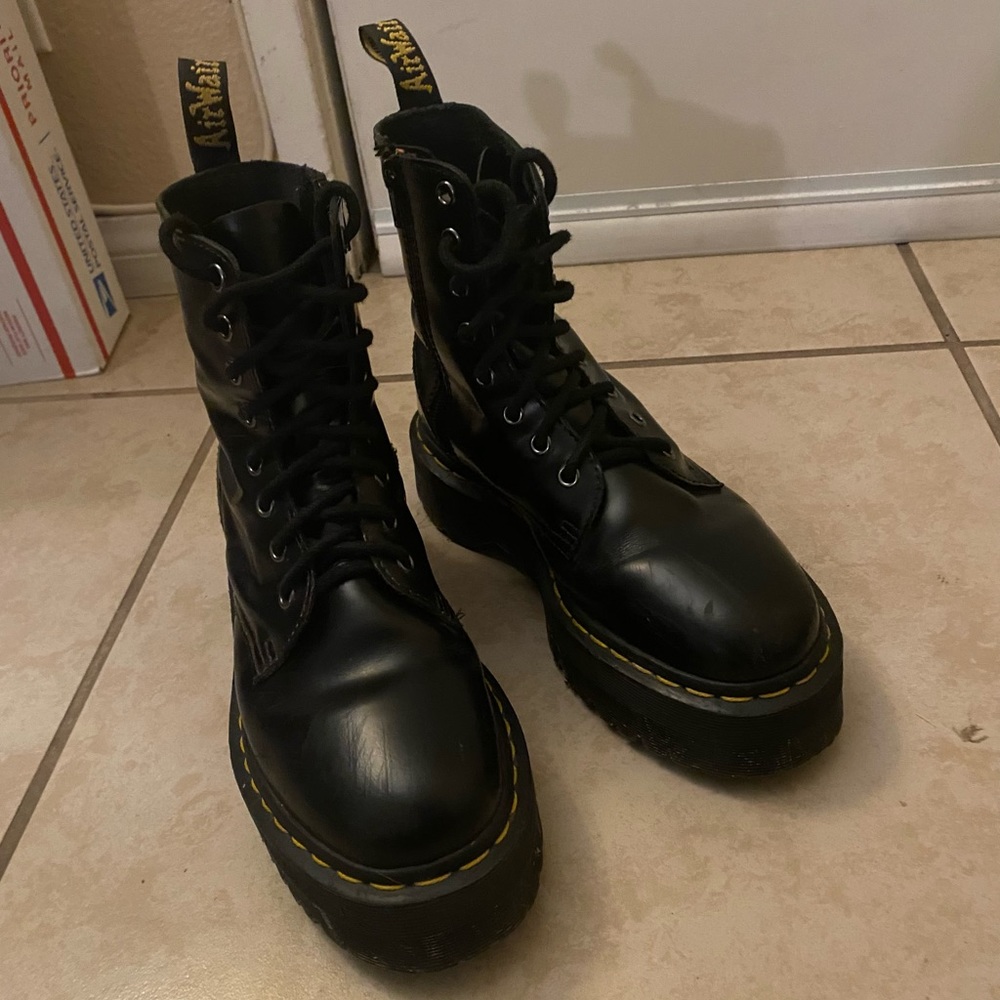 Jadon dr. Martens